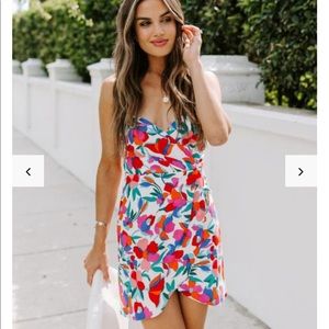 Vici collection farmgirl strapless dress!